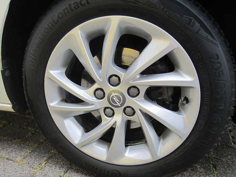 Opel Astra Elegance StartStop