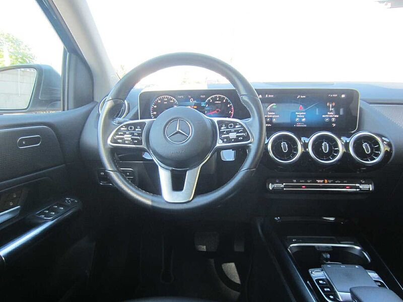 Mercedes-Benz B 220 4Matic AHK/LED High Performance/Navi/