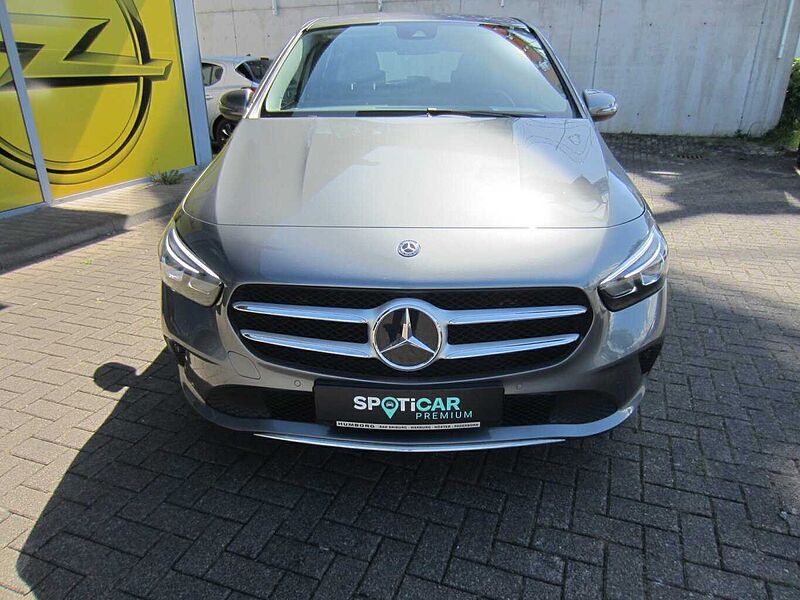 Mercedes-Benz B 220 4Matic AHK/LED High Performance/Navi/