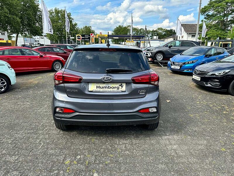 Hyundai i20 Advantage +