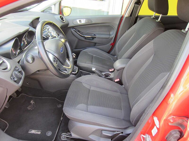 Ford Fiesta Titanium Navi Sony/beh WSS/Easy Driver 2