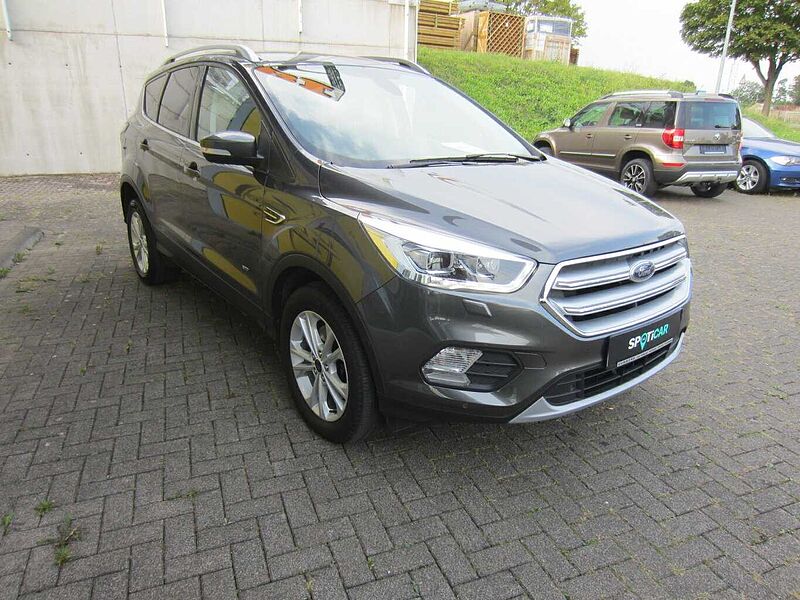 Ford Kuga Titanium 4x4 AHK/Xenon/Navi/KeyFree