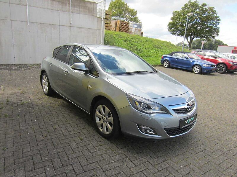 Opel Astra 150 Jahre Opel Xenon/PDC/Sitzhzg/1.Hand