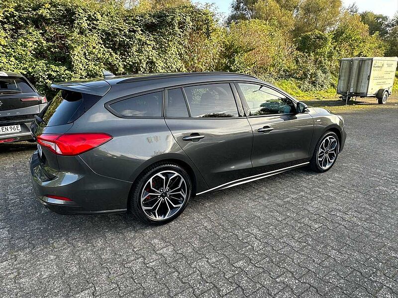 Ford Focus ST-Line X