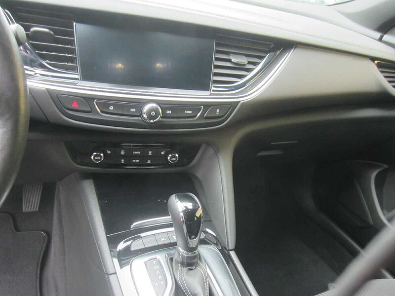 Opel Insignia 2.0D Elegance AHK/Matrix-LED/Navi Pro