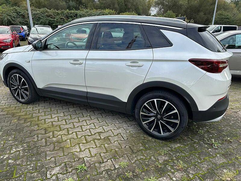 Opel Grandland X 1,6 Ultimate