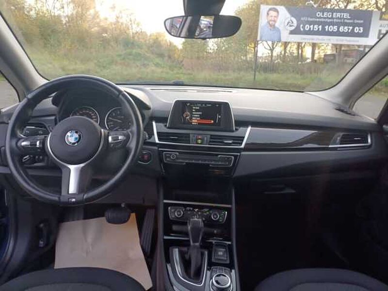 BMW 218 i Advantage Active Tourer 218i Navi El. Heckklappe Mehrzonenklima Fahrerprofil A