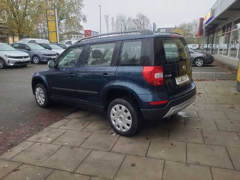 SKODA Yeti Ambition Outdoor 1.2 TSI SHZ Temp PDC Speedlimiter Alu Klima Lichtsensor