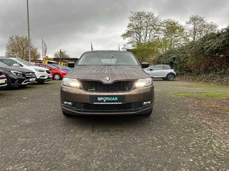 SKODA Rapid 1,0 TSI Ambition AHK-abnehmbar SHZ Temp PDC Speedlimiter Alu Klima Freisprech BT