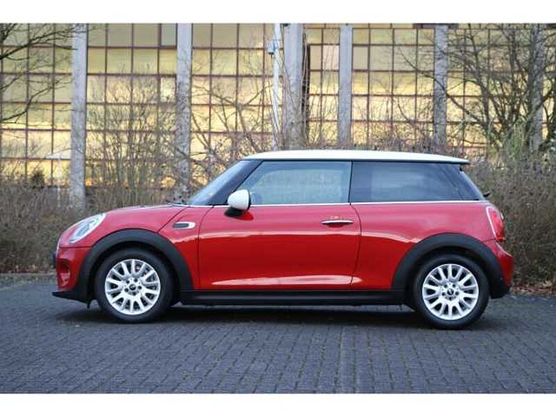 MINI Cooper D Chili/SHZ/Sportsitze/PDC/LED/Tauschmotor bei 18.912 KM