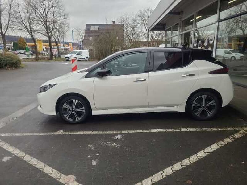 Nissan Leaf 62 kWh e+ Tekna Navi Leder Soundsystem Bose 360 Kamera LED ACC Apple CarPlay