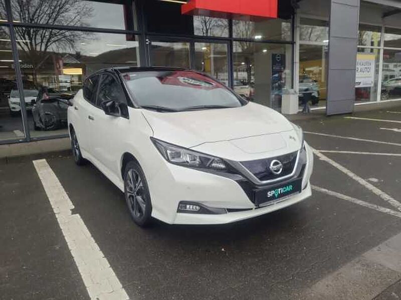 Nissan Leaf 62 kWh e+ Tekna Navi Leder Soundsystem Bose 360 Kamera LED ACC Apple CarPlay