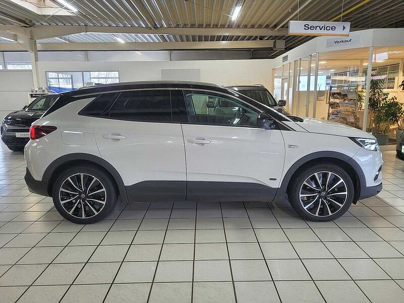 Opel Grandland X Ultimate Plug-in-Hybrid 4